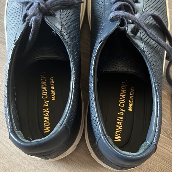 Common Projects Woman Navy Leather Perforated 38 with Box - Picture 5 of 8